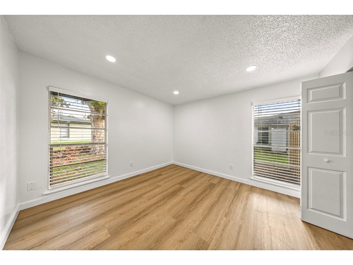 5305 SE 28th Lane #ALL UNITS Ocala FL 34480 OM712992 image8