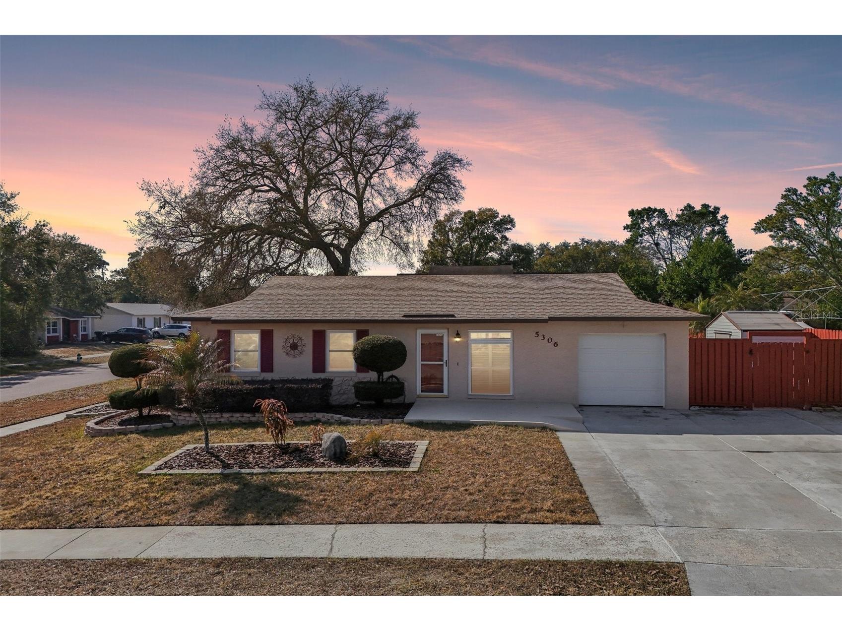 5306 Camrose Court Orlando FL 32808 GC537274 image1