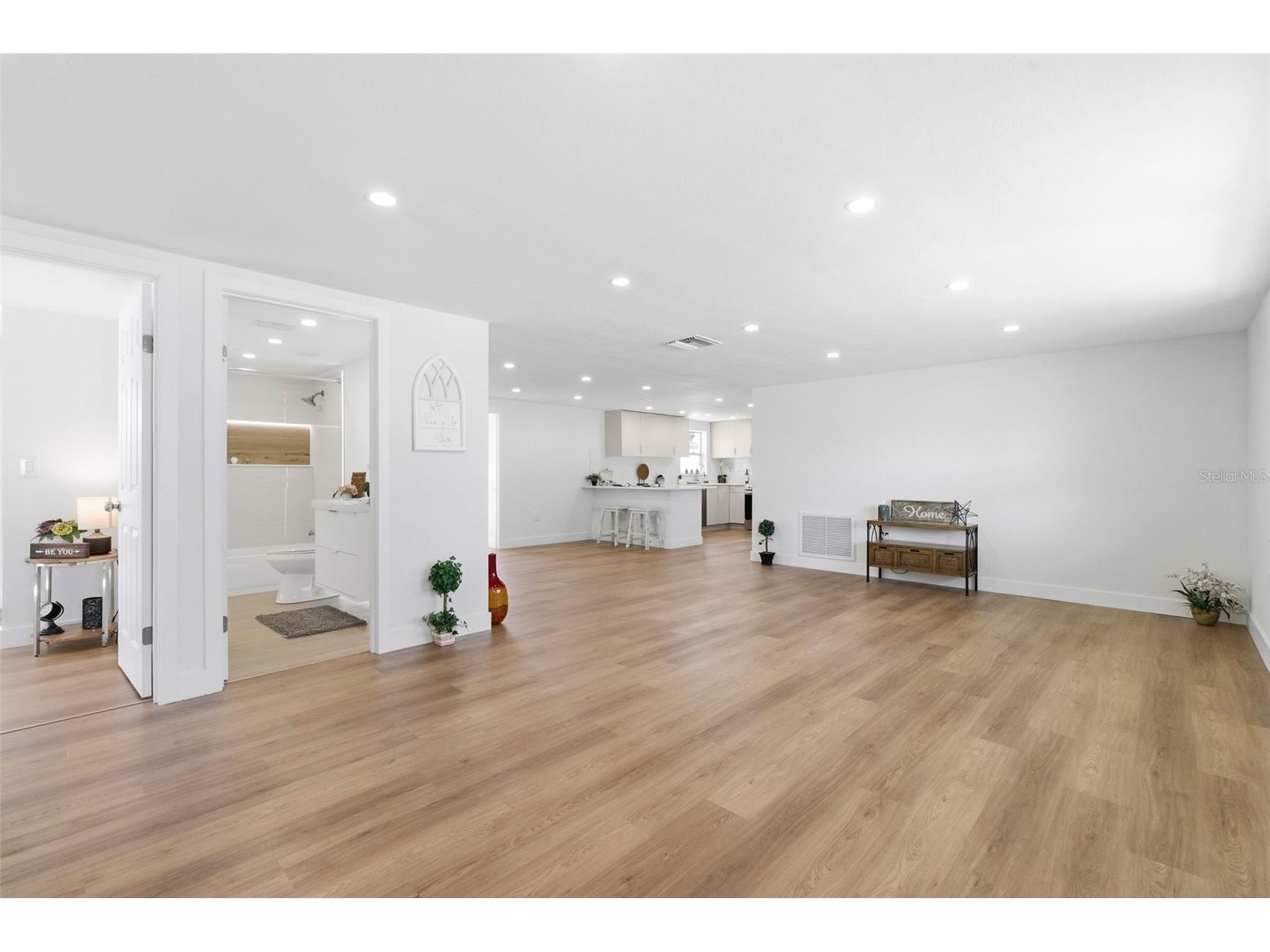 5306 Palafox Drive New Port Richey FL 34652 W7885350 image10