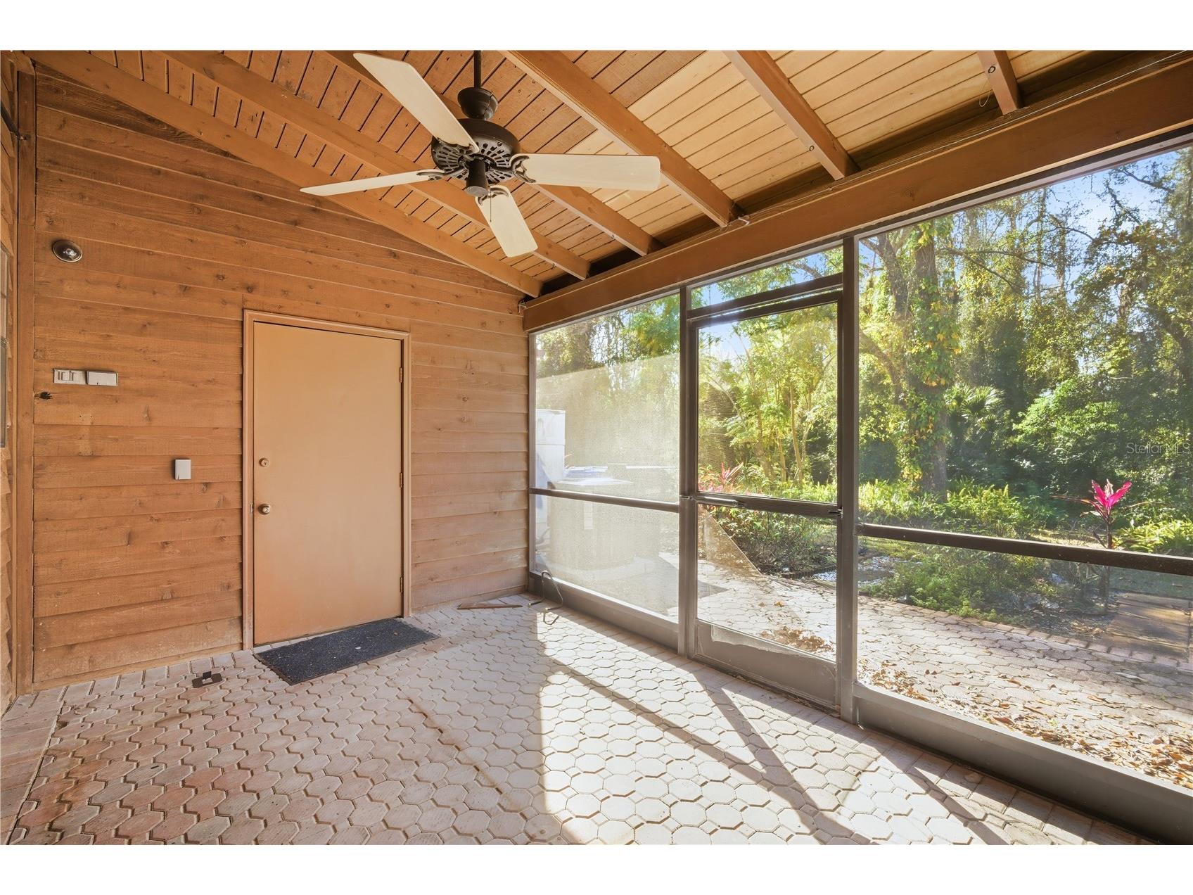 5306 Ridgewell Court Tampa FL 33624 TB8478311 image18