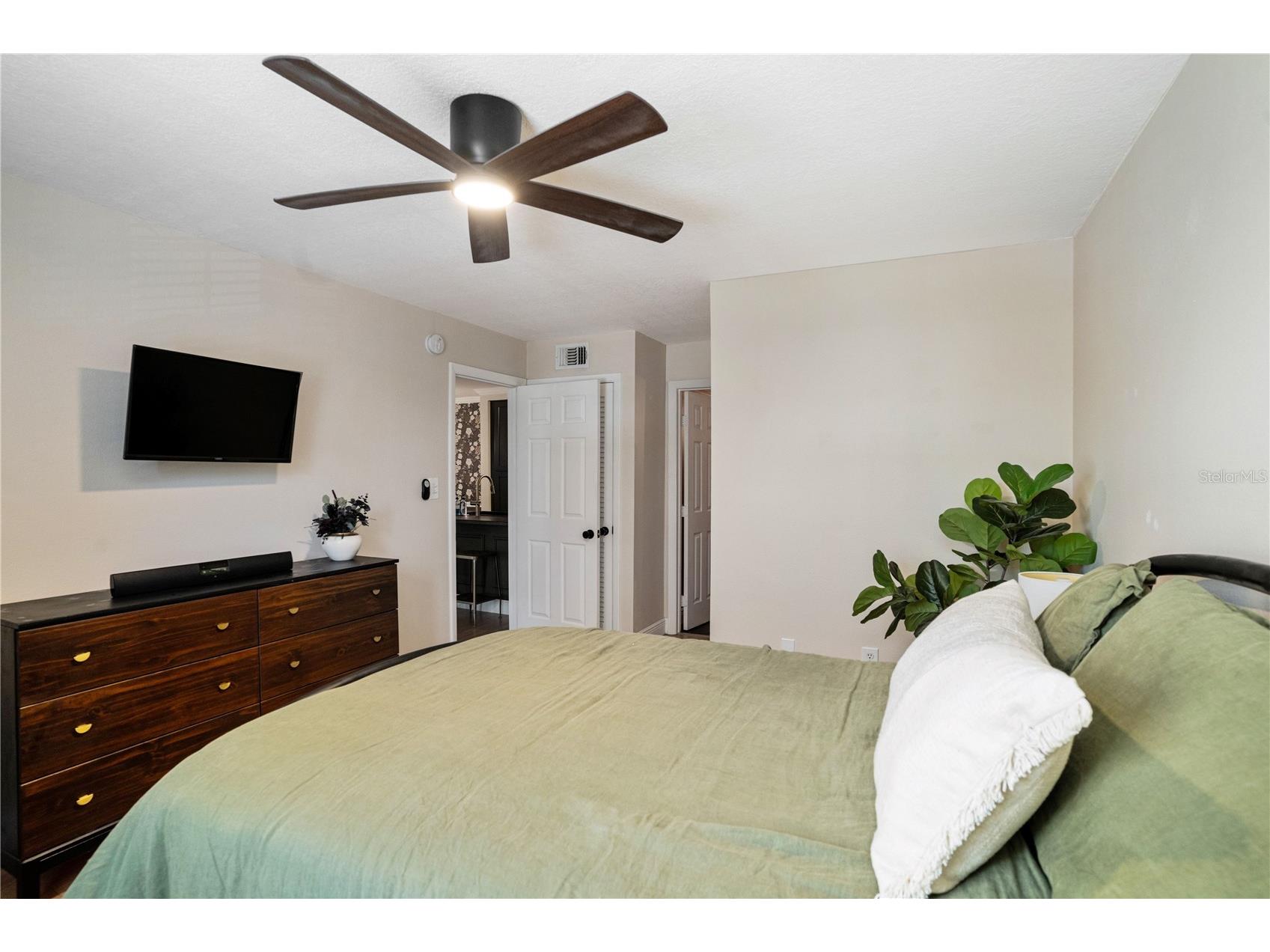 5306 Santa Rosa Court #341 Tampa FL 33609 TB8485881 image9