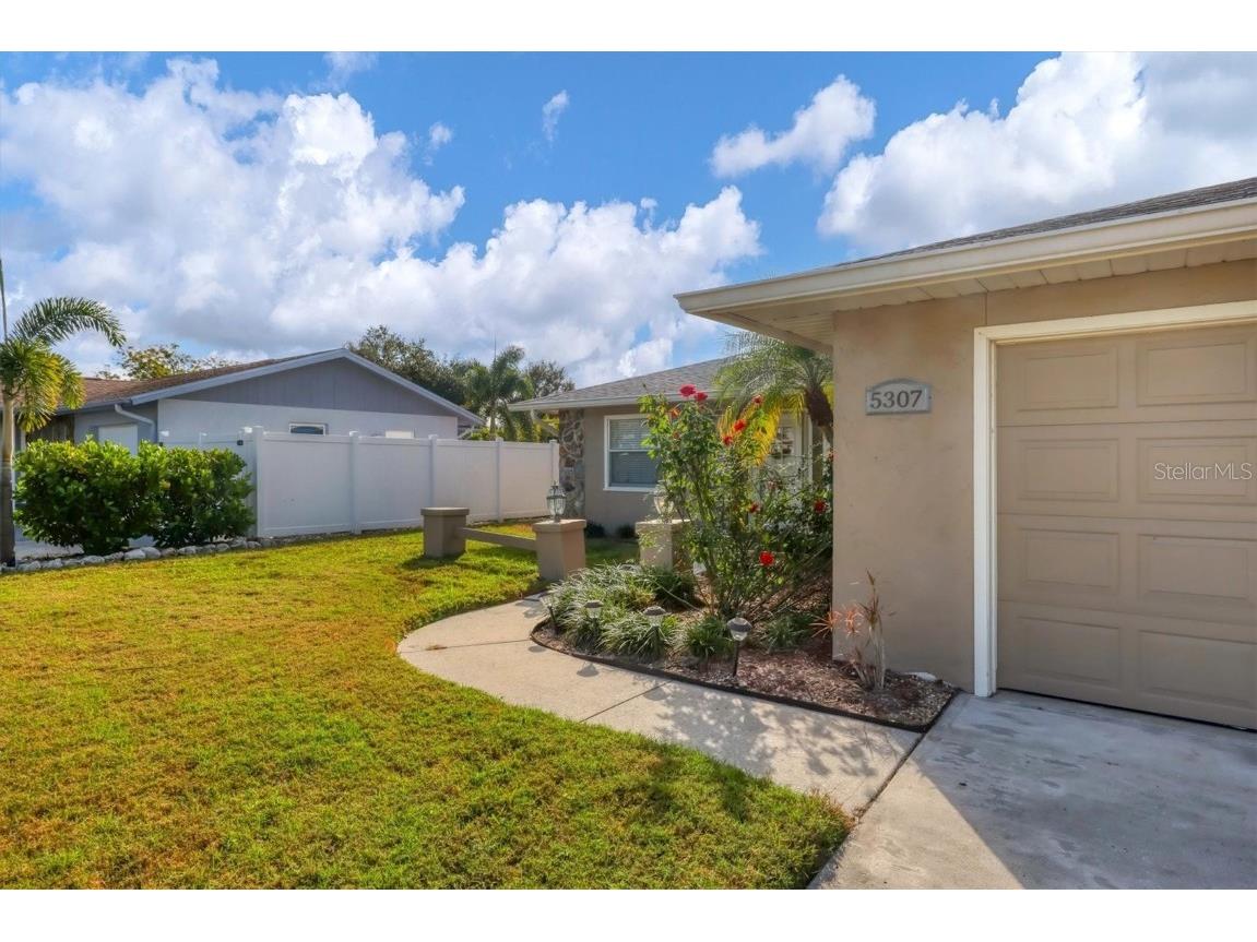 5307 18th Avenue W Bradenton FL 34209 A4673967 image3