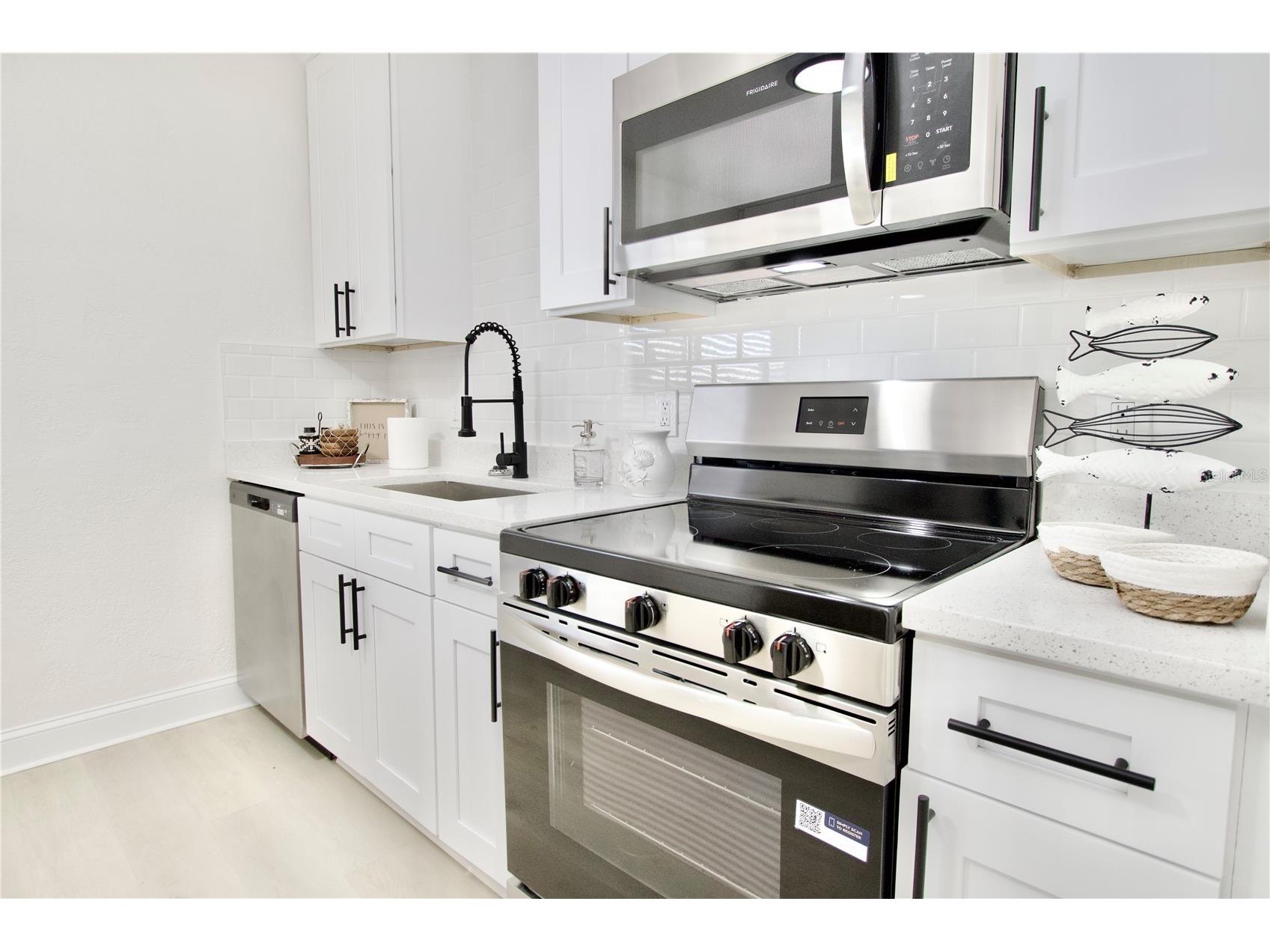 5307 Berkley Road New Port Richey FL 34652 W7883248 image8
