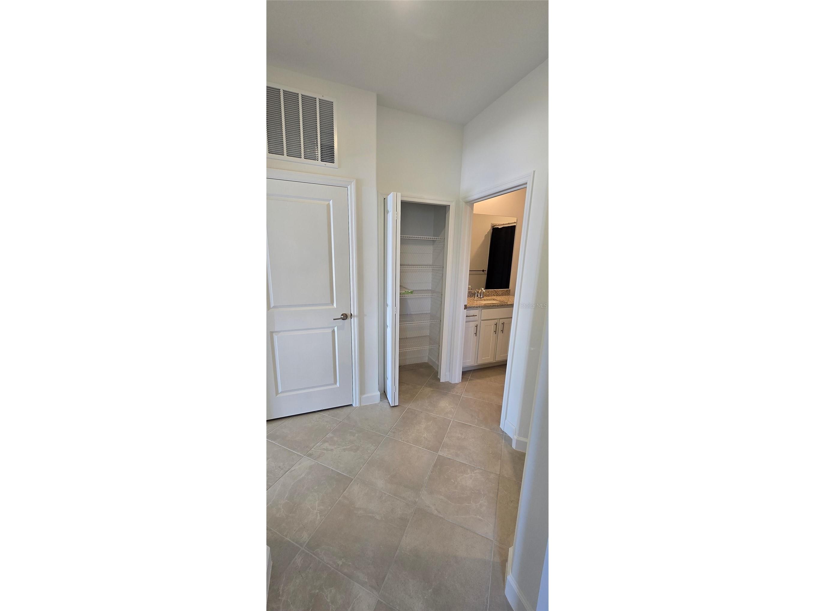 5307 Crystal Harbor Cove Bradenton FL 34211 A4691197 image15