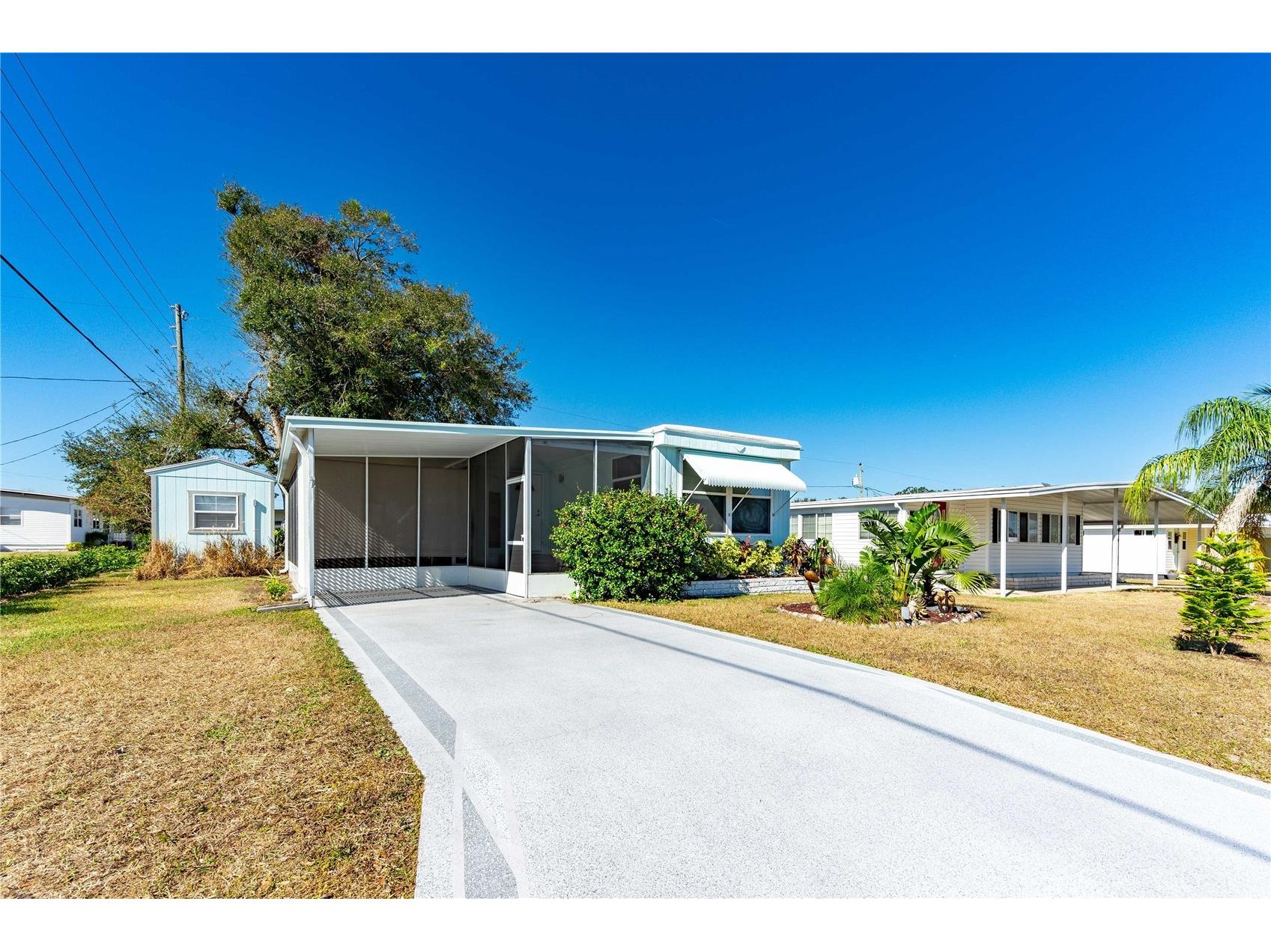 5307 Flint Street Zephyrhills FL 33542 TB8472007 image1