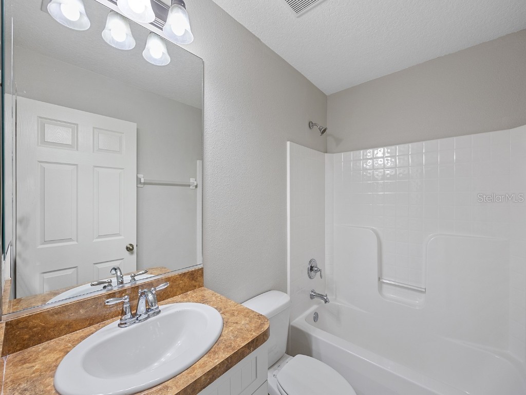 5308 34th Avenue E Palmetto FL 34221 A4665714 image18