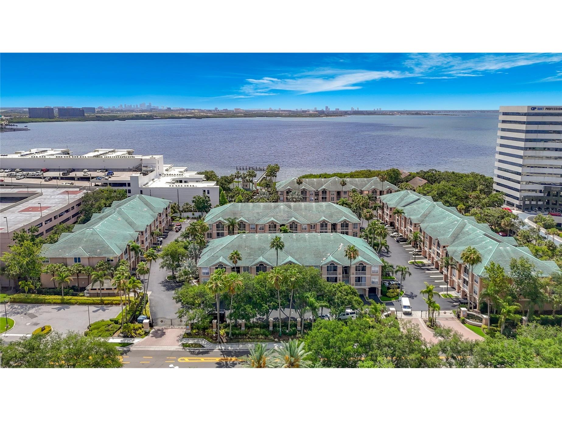5308 Bay Club Circle #5308 Tampa FL 33607 TB8513457 image3