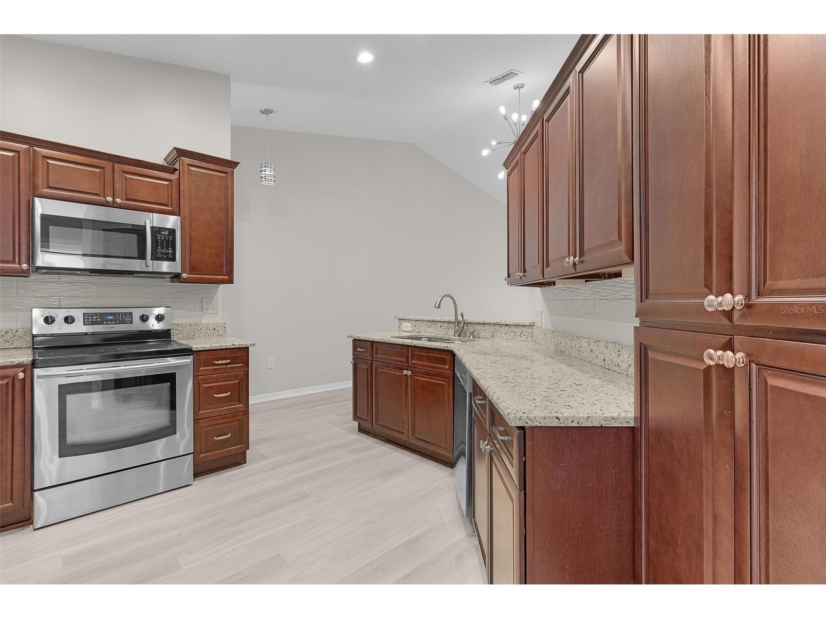 5308 Bowline Court Oxford FL 34484 OM727567 image9