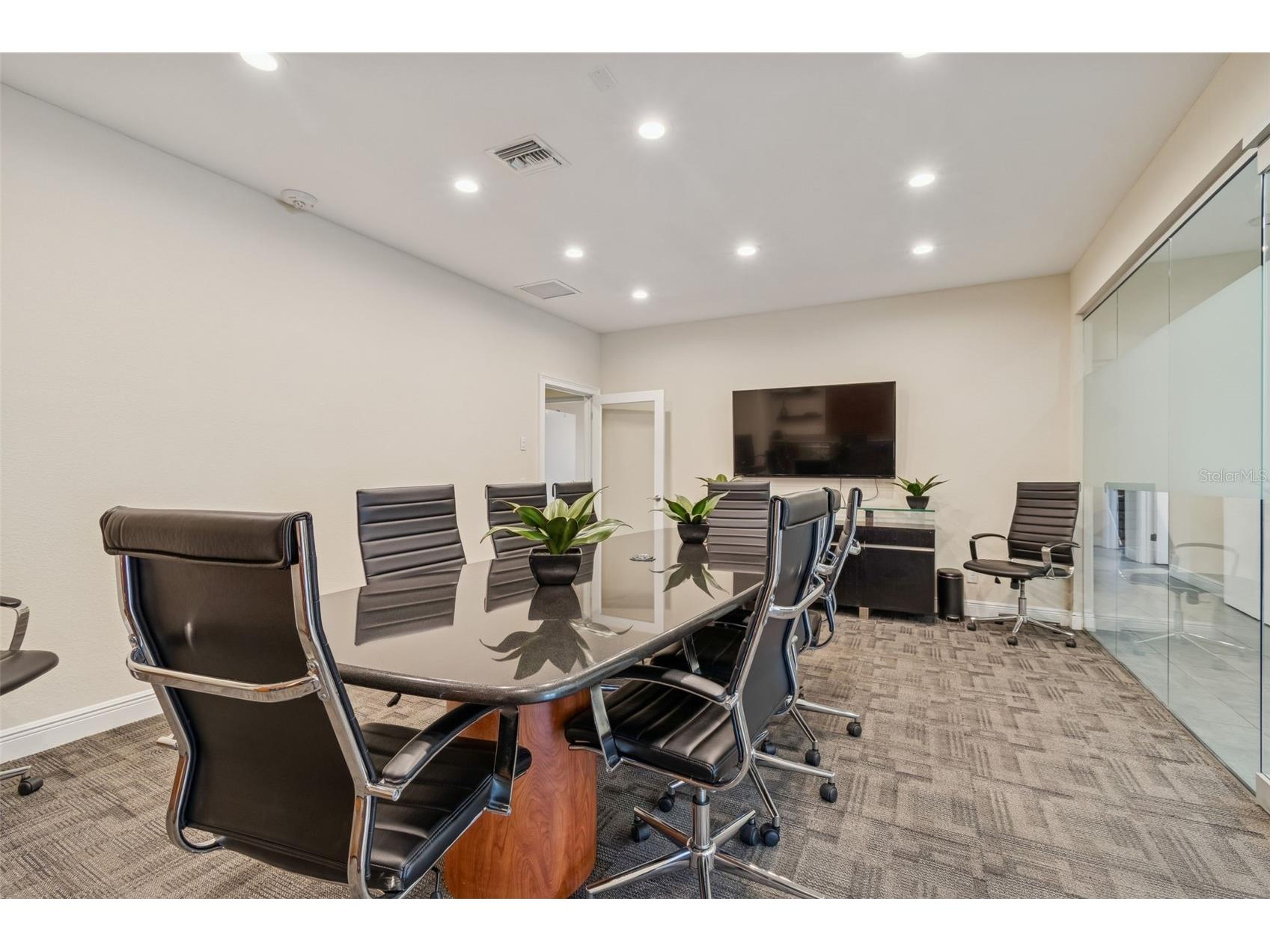 5308 Central Avenue Saint Petersburg FL 33707 TB8510646 image15
