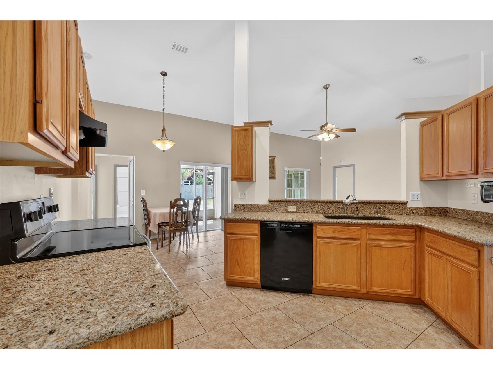 5308 Old Hickory Lane Fruitland Park FL 34731 - LAKE GRIFFIN G5107862 image11