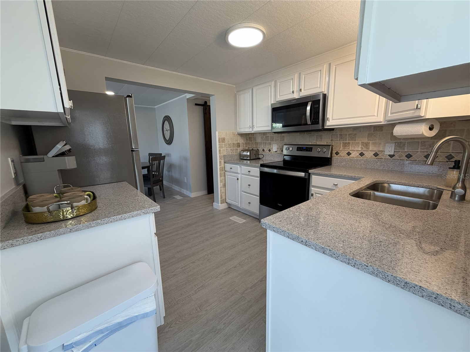 5308 Tri Par Drive Sarasota FL 34234 A4689063 image11