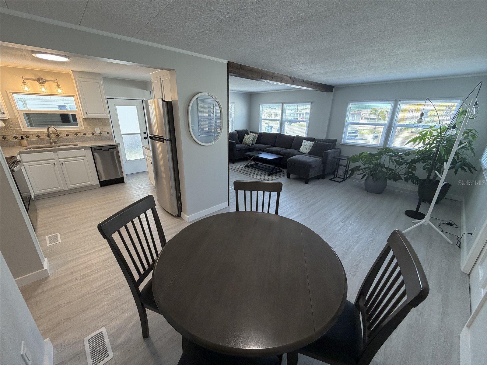 5308 Tri Par Drive Sarasota FL 34234 A4689063 image14