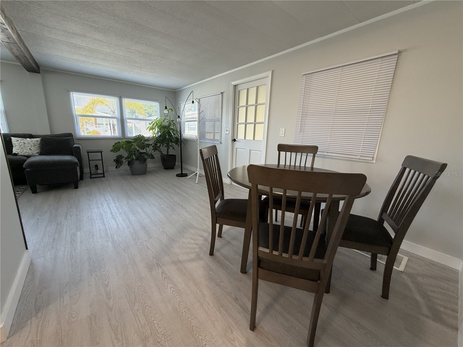 5308 Tri Par Drive Sarasota FL 34234 A4689063 image16