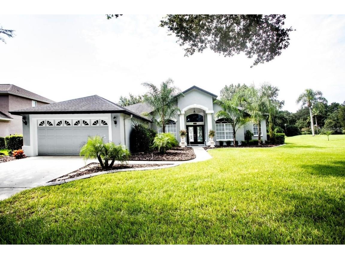 5308 Twin Creeks Drive Valrico FL 33596 T3489444 image1