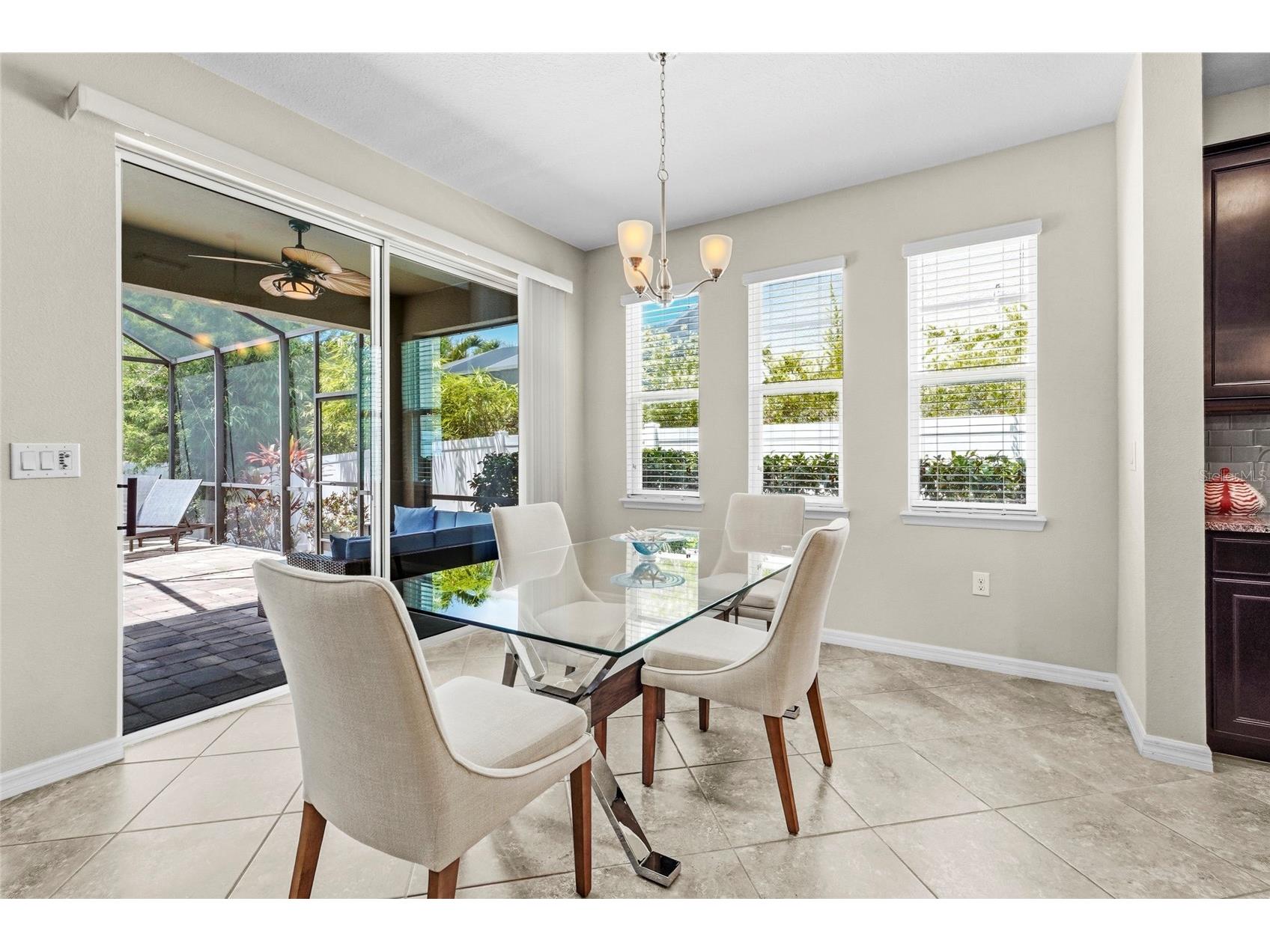 5309 Charlie Brown Lane Sarasota FL 34233 A4691590 image8
