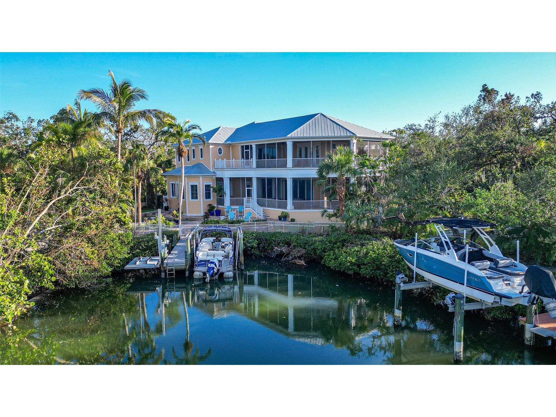 5309 Hidden Harbor Road Sarasota FL 34242 A4668550 image2