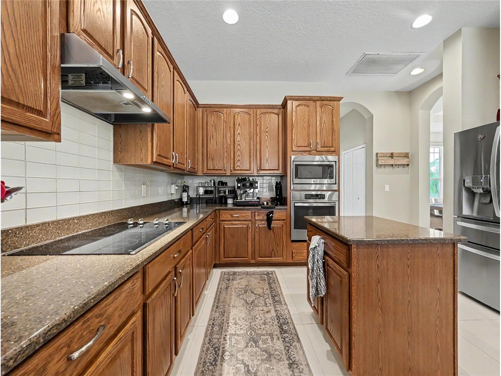 5309 Napa Drive Sarasota FL 34243 A4691794 image16