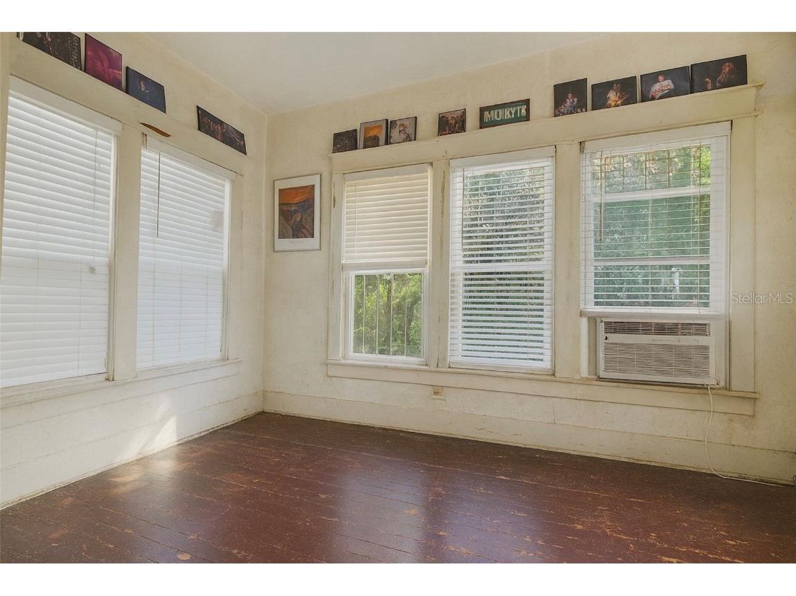 531 16th Street S Saint Petersburg FL 33705 TB8451901 image15