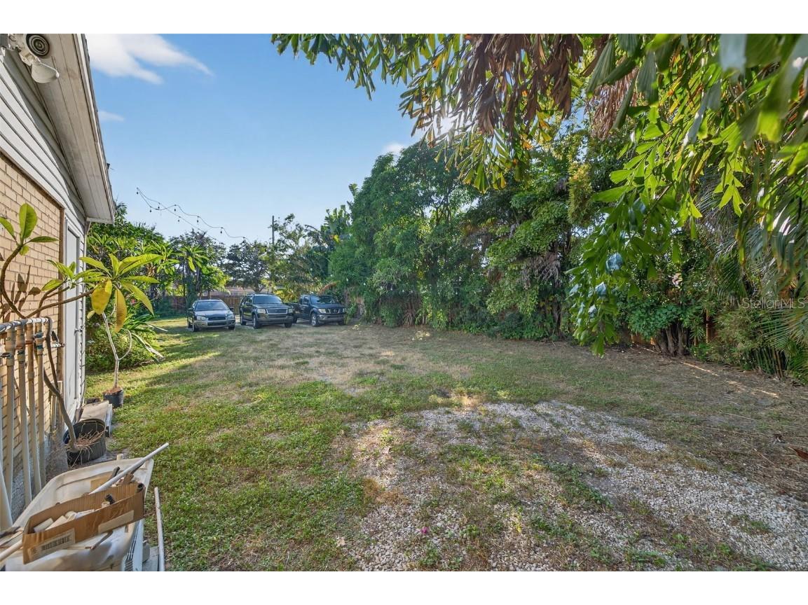 531 16th Street S Saint Petersburg FL 33705 TB8451901 image33