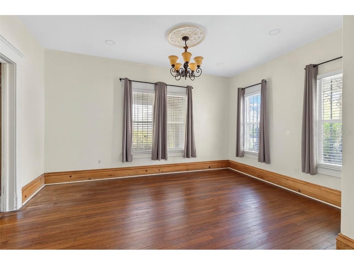 531 16th Street S Saint Petersburg FL 33705 TB8451901 image6