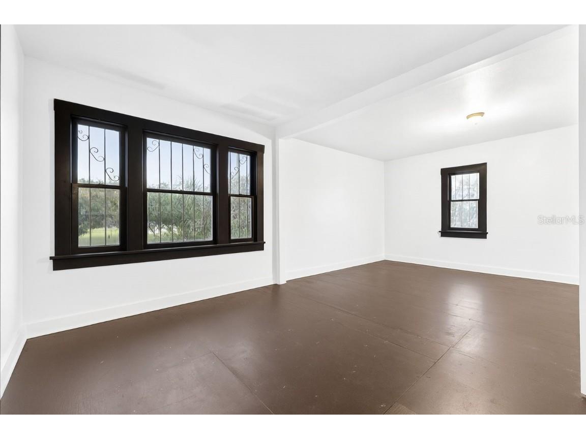 531 16th Street S Saint Petersburg FL 33705 TB8451901 image9