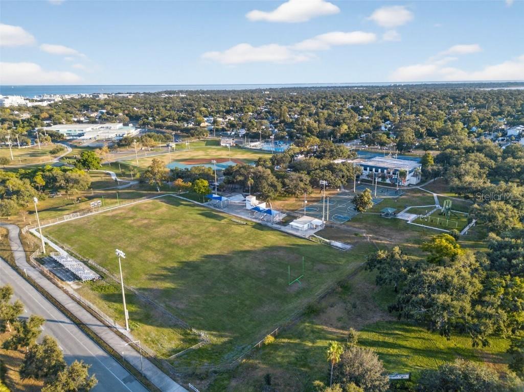 531 16th Street S Saint Petersburg FL 33705 TB8451903 image10