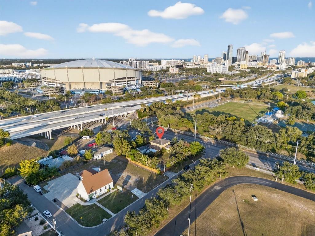 531 16th Street S Saint Petersburg FL 33705 TB8451903 image5