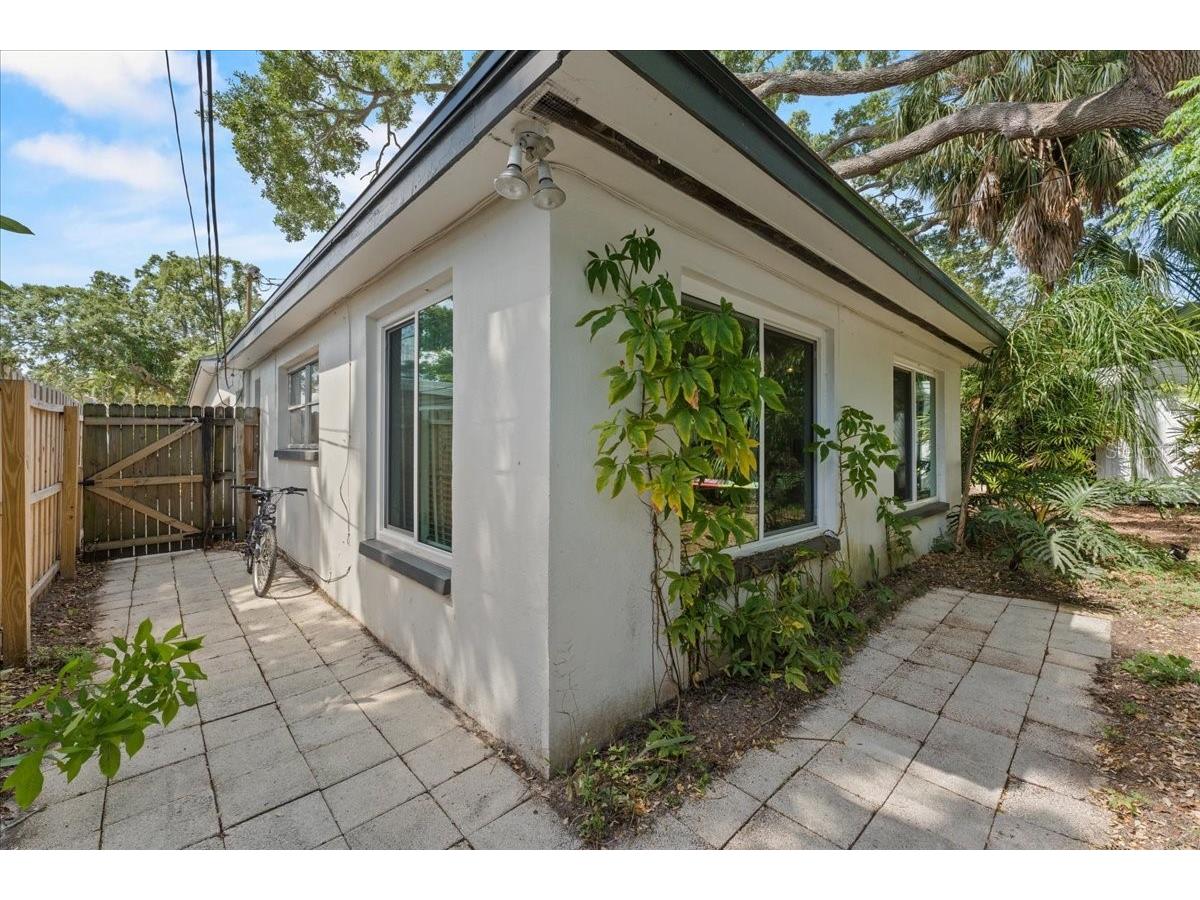 531 6th Street S Safety Harbor FL 34695 TB8498700 image23