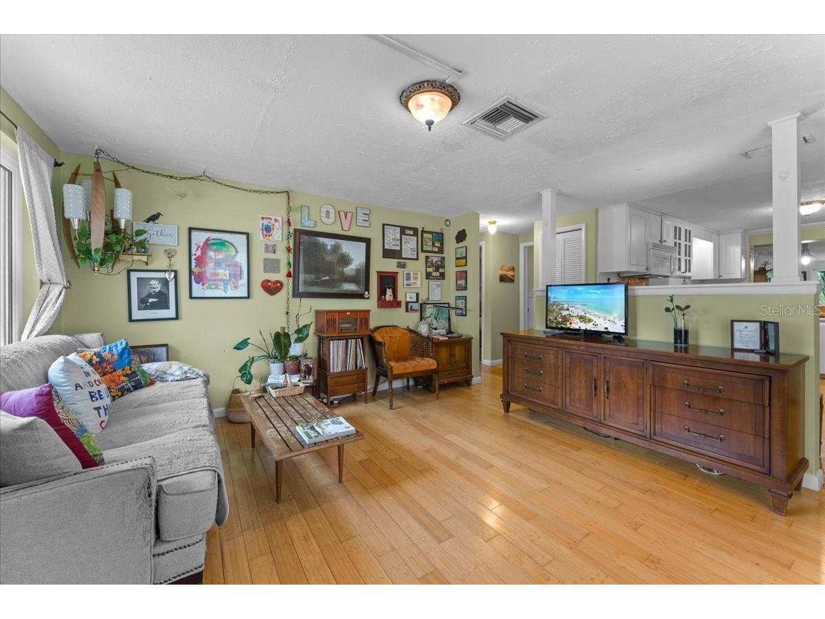 531 6th Street S Safety Harbor FL 34695 TB8498700 image4