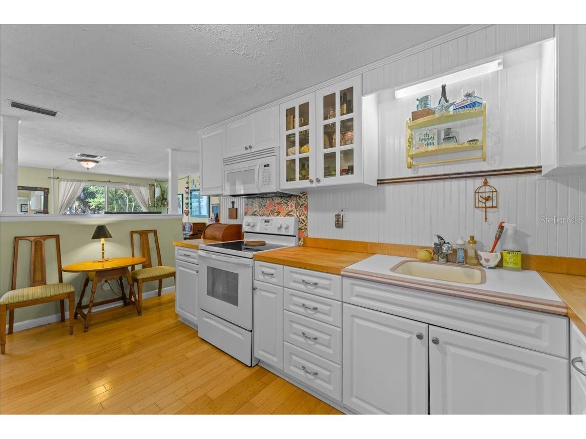531 6th Street S Safety Harbor FL 34695 TB8498700 image8