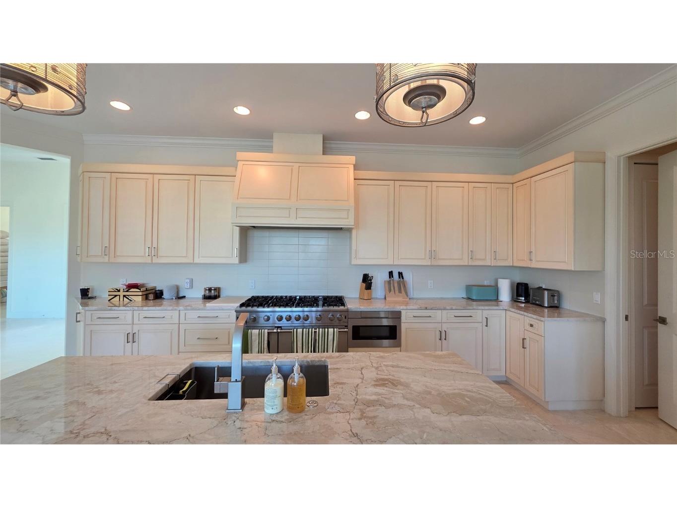 531 Birdie Lane Longboat Key FL 34228 - SARASOTA BAY A4643954 image10