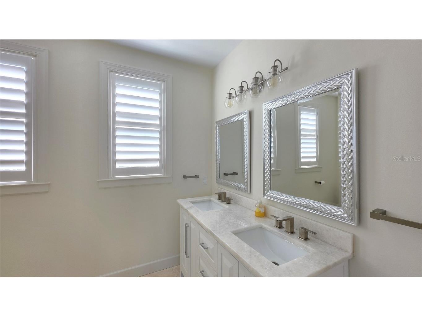 531 Birdie Lane Longboat Key FL 34228 - SARASOTA BAY A4643954 image36