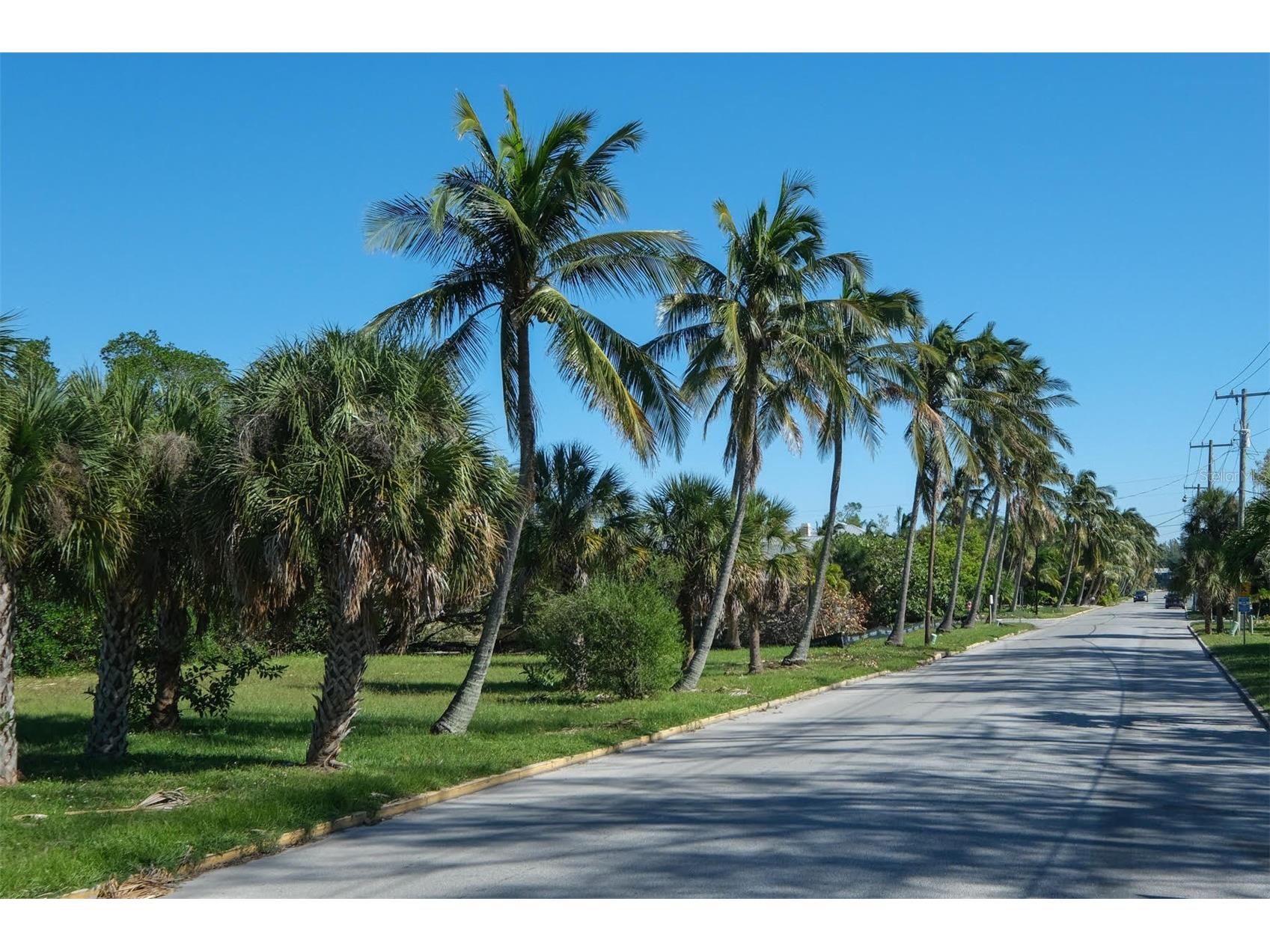 531 Broadway Longboat Key FL 34228 A4683862 image1