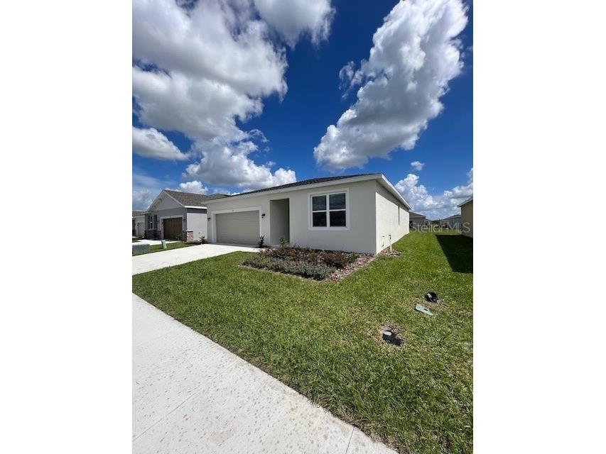 531 Crown Rose Drive Eagle Lake FL 33839 OM666307 image1