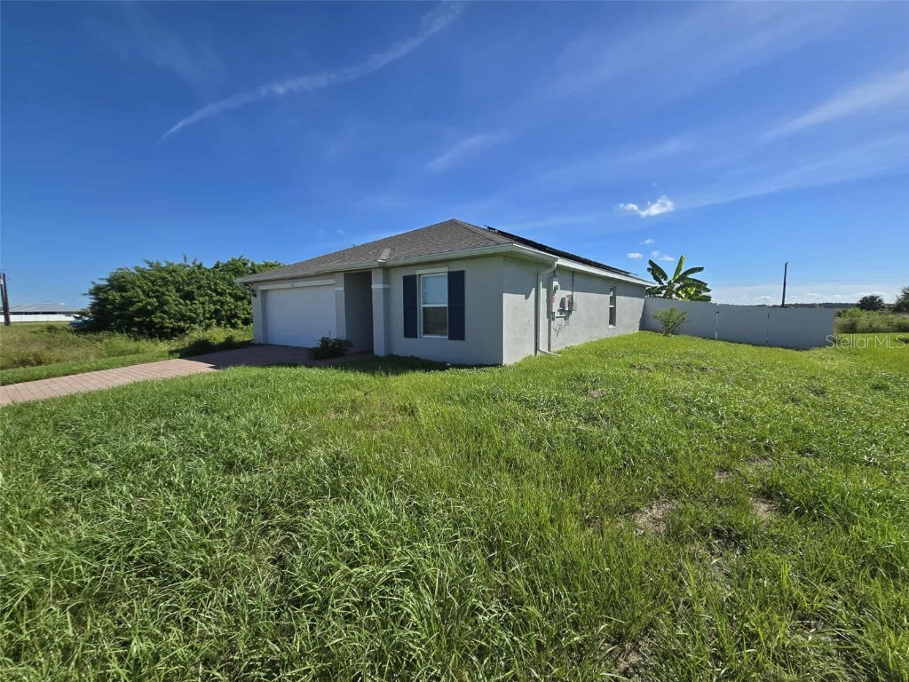 531 David Circle Labelle FL 33935 C7515654 image2