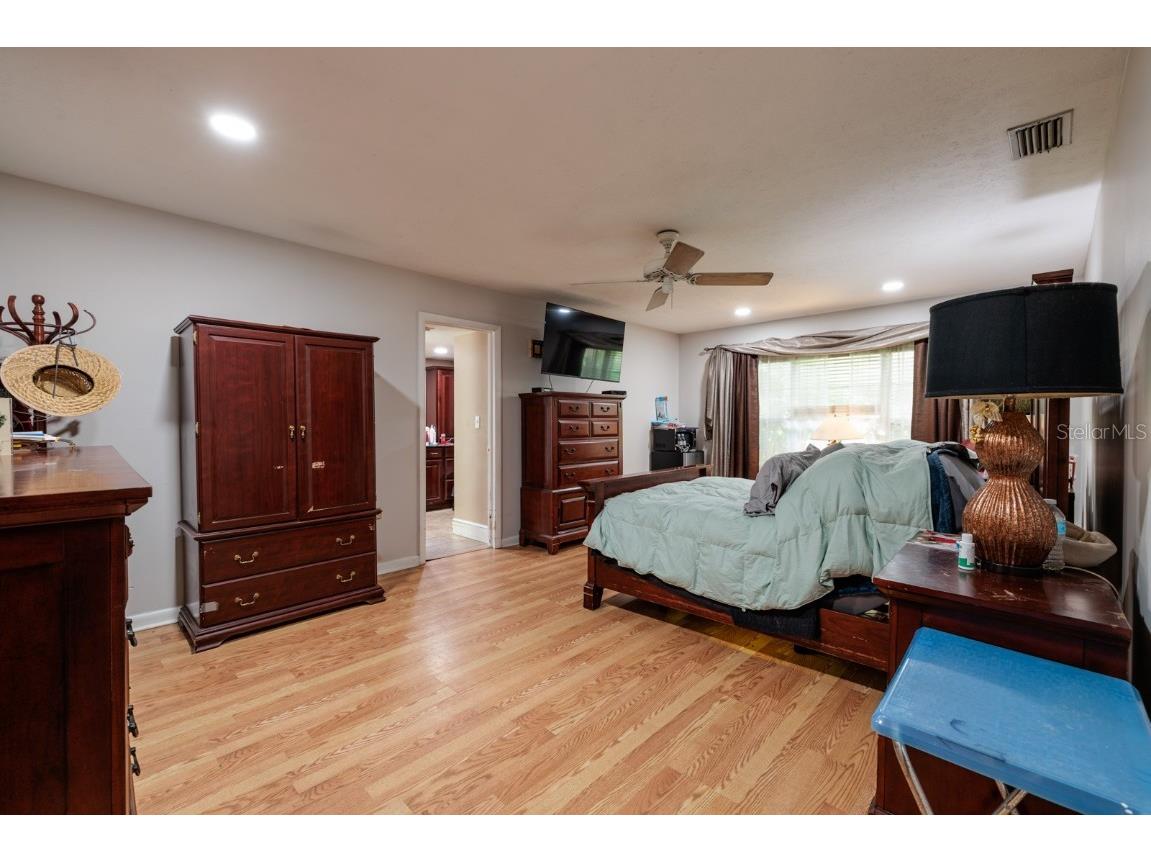 531 Garrard Drive Temple Terrace FL 33617 TB8338282 image16