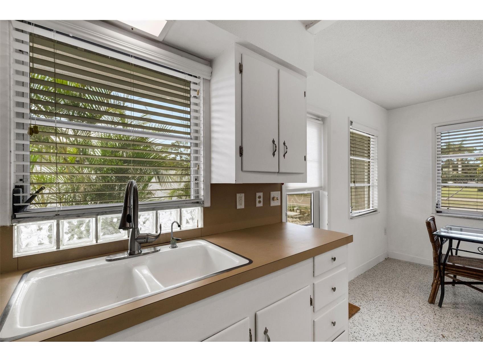 531 Granada Avenue Venice FL 34285 N6143165 image11