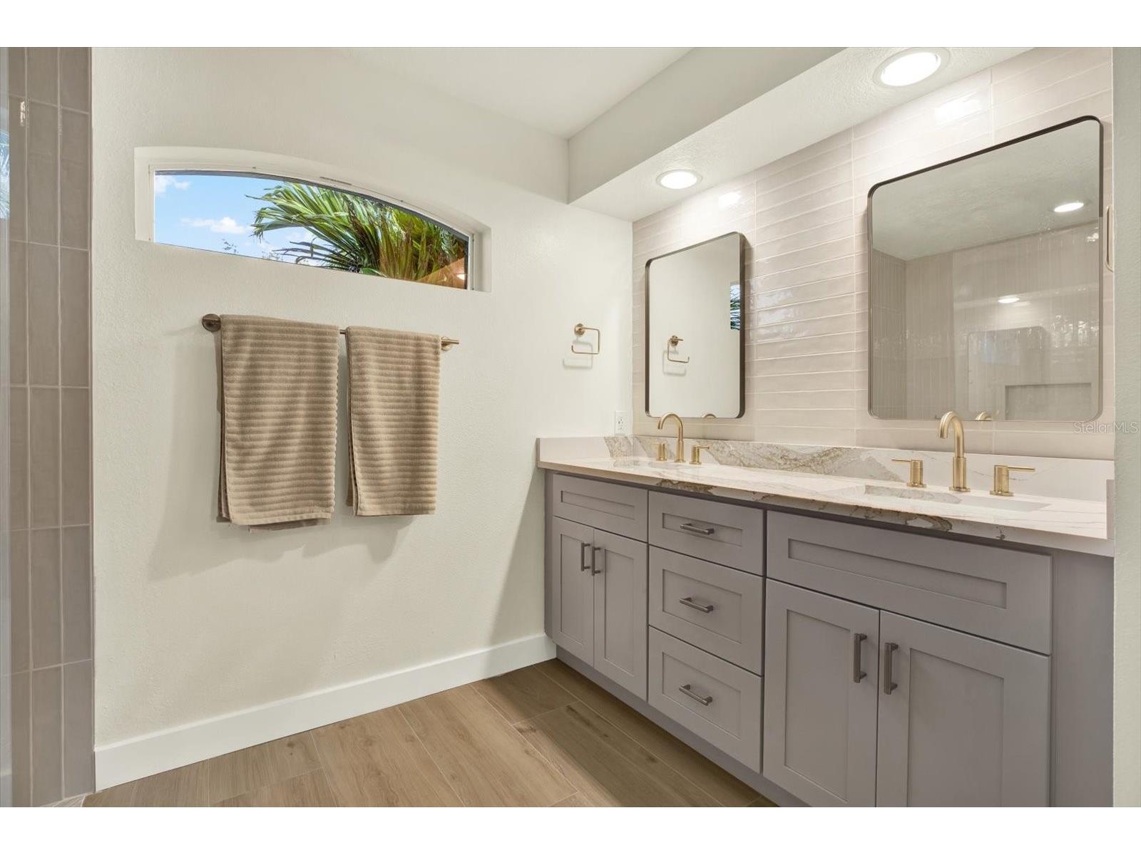 531 Hunter Lane Bradenton FL 34212 TB8462221 image12