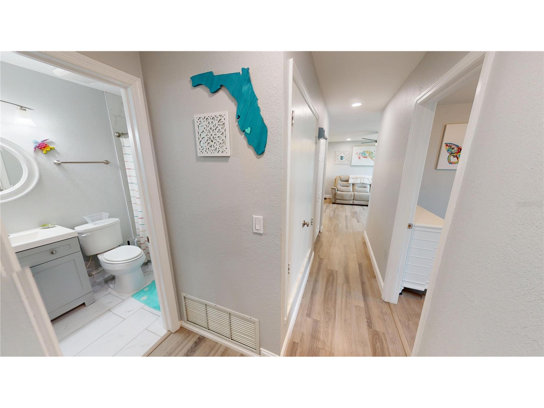 531 Lakemont Avenue NW Port Charlotte FL 33952 C7527355 image14