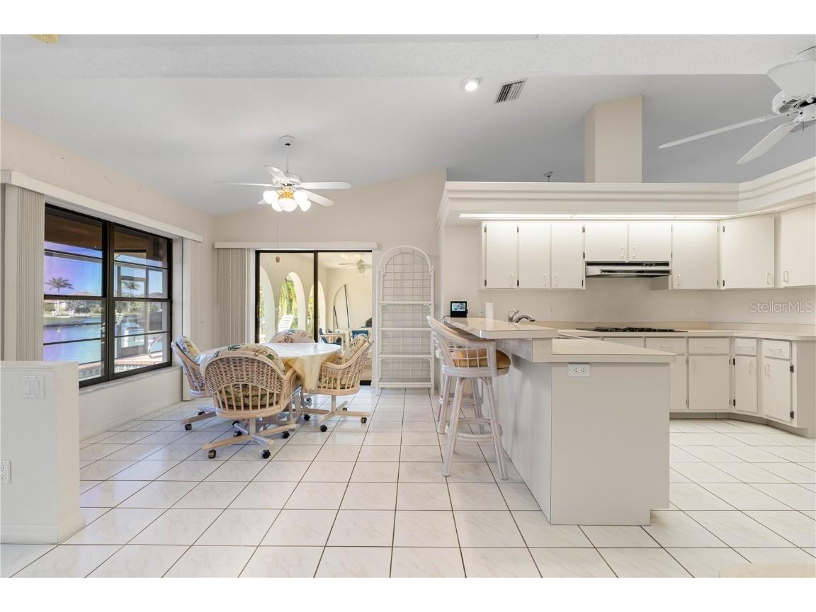 531 Madrid Boulevard Punta Gorda FL 33950 C7511261 image10