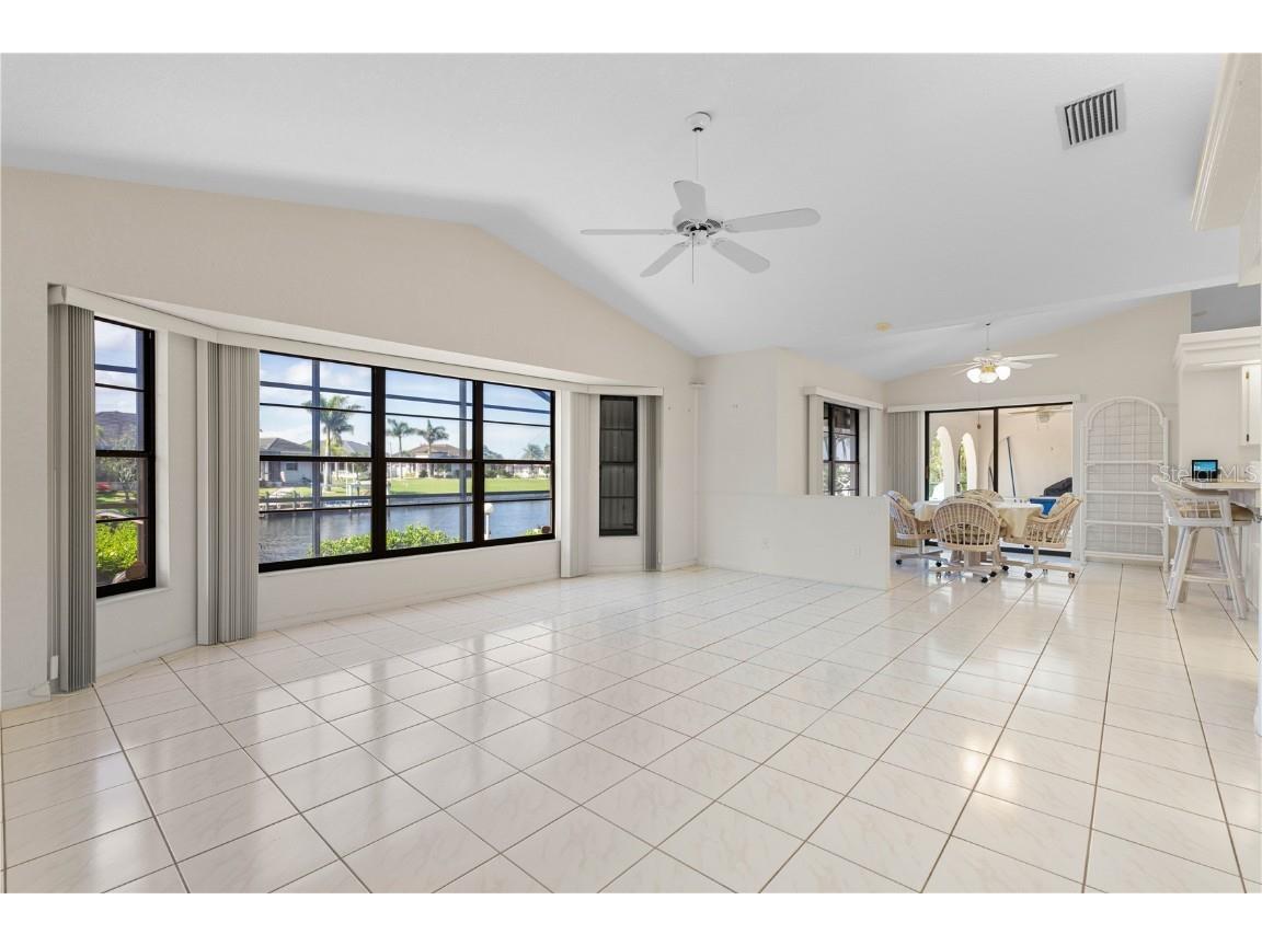 531 Madrid Boulevard Punta Gorda FL 33950 C7511261 image5