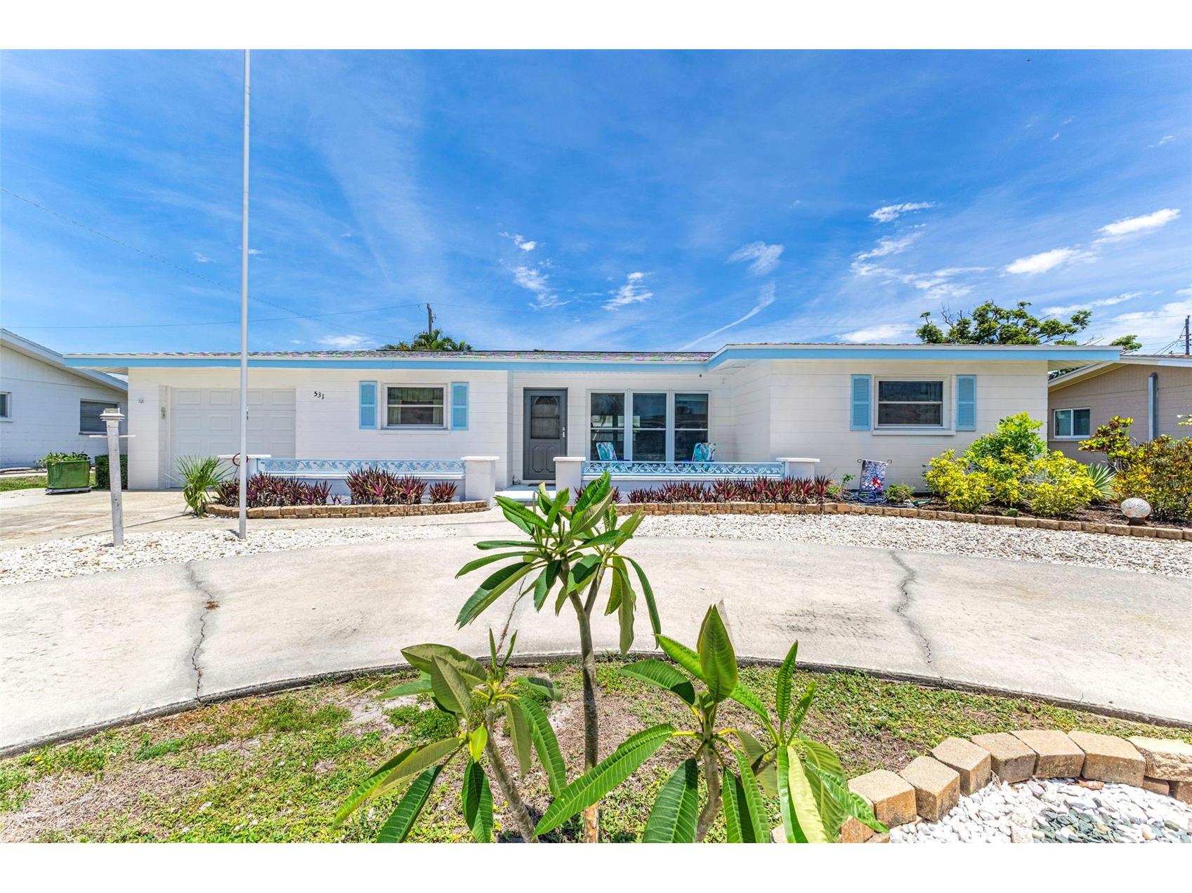 531 Sheridan Drive Venice FL 34293 N6144629 image1