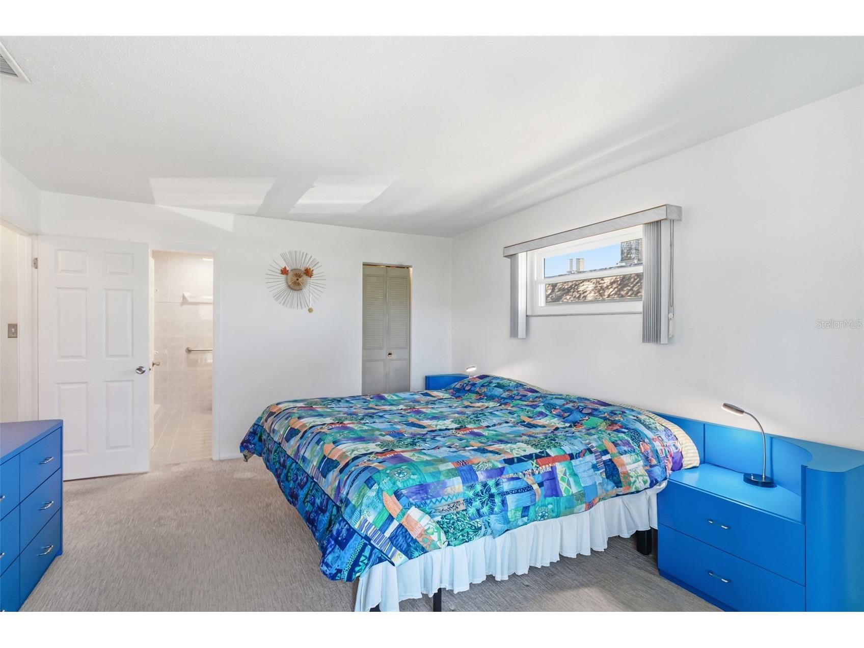 531 Sutton Place Longboat Key FL 34228 A4681208 image11