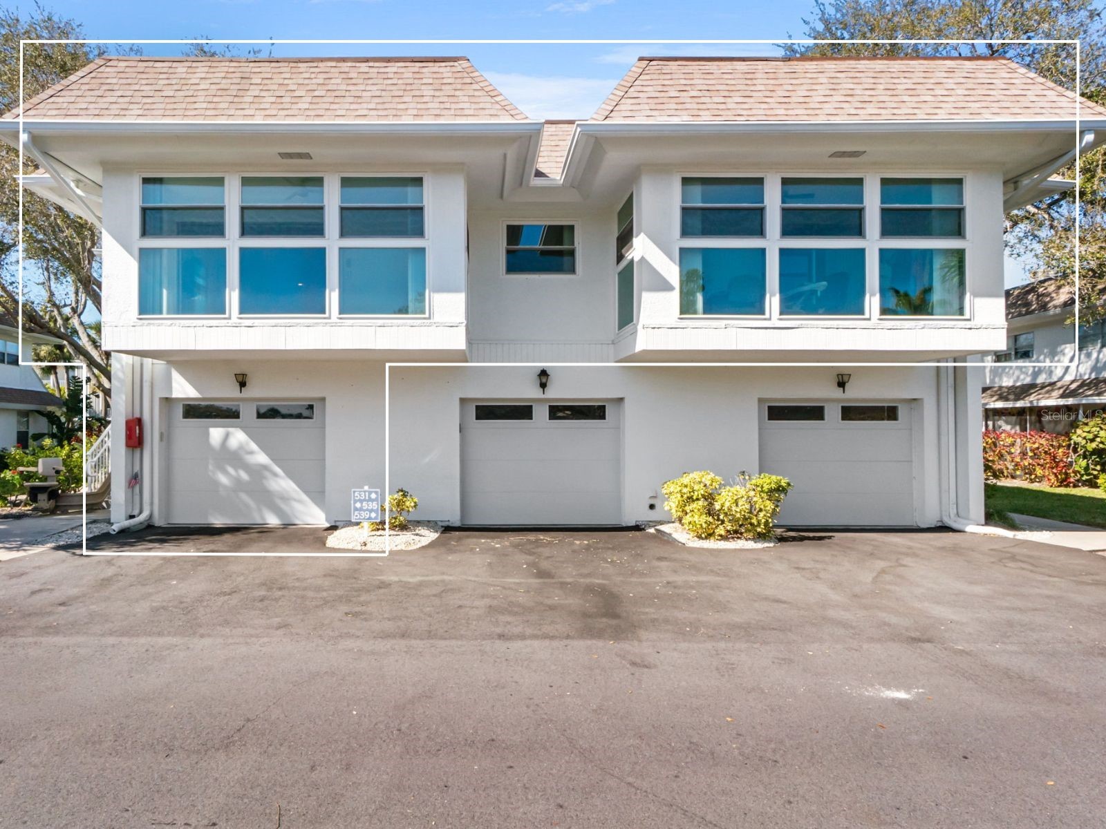 531 Sutton Place Longboat Key FL 34228 A4681208 image2