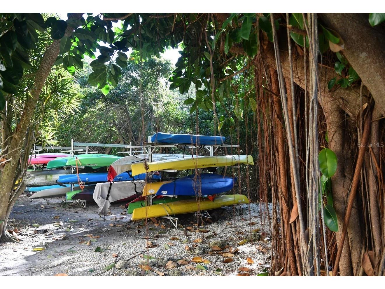 531 Sutton Place Longboat Key FL 34228 A4681208 image27