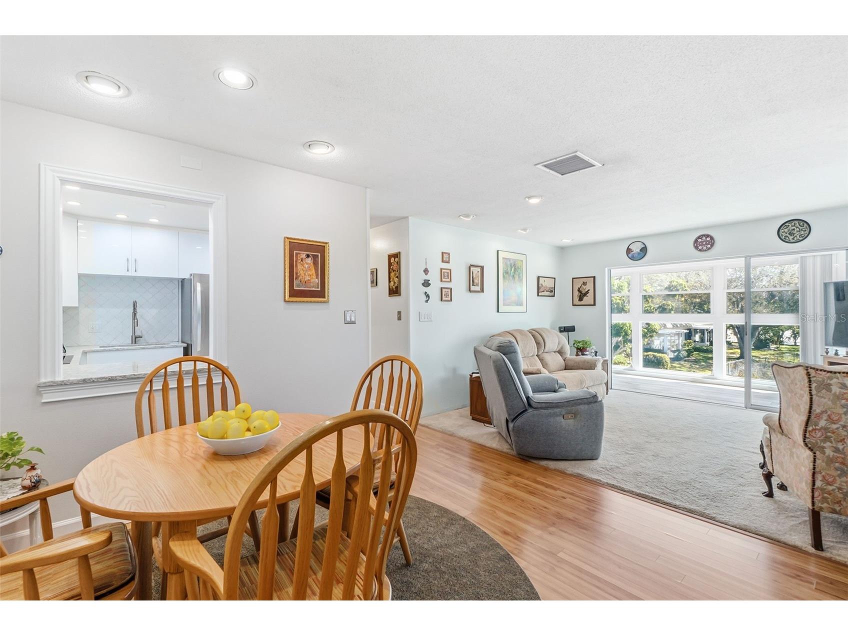 531 Sutton Place Longboat Key FL 34228 A4681208 image7