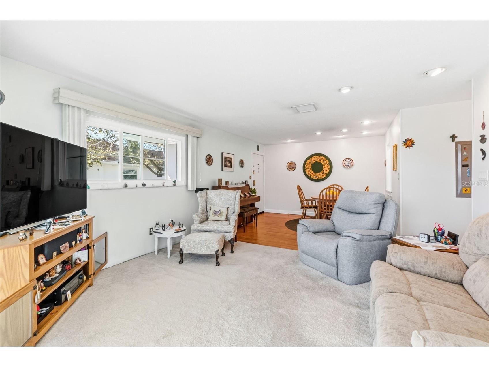 531 Sutton Place Longboat Key FL 34228 A4681208 image9