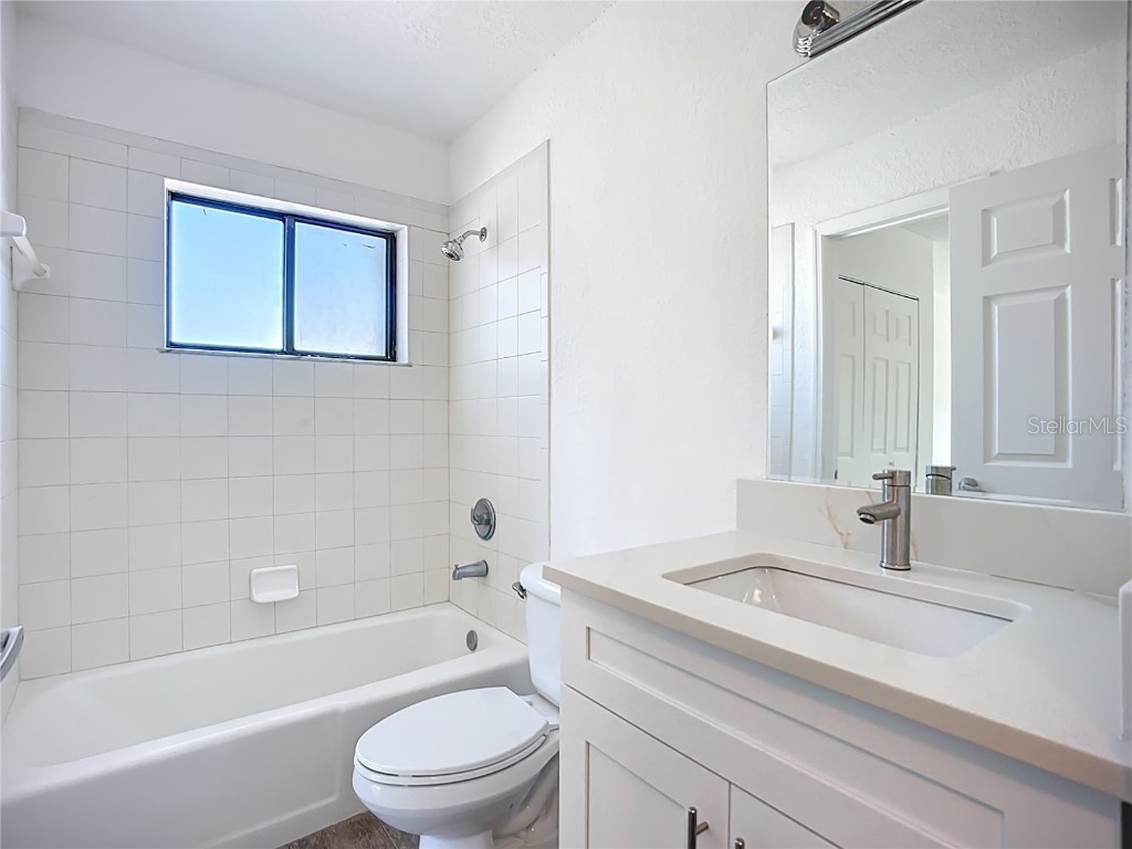 5310 26th Street W #306 Bradenton FL 34207 A4667692 image18