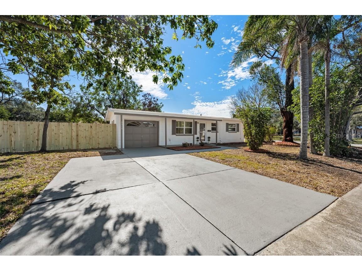 5310 82nd Avenue N Pinellas Park FL 33781 TB8344276 image1