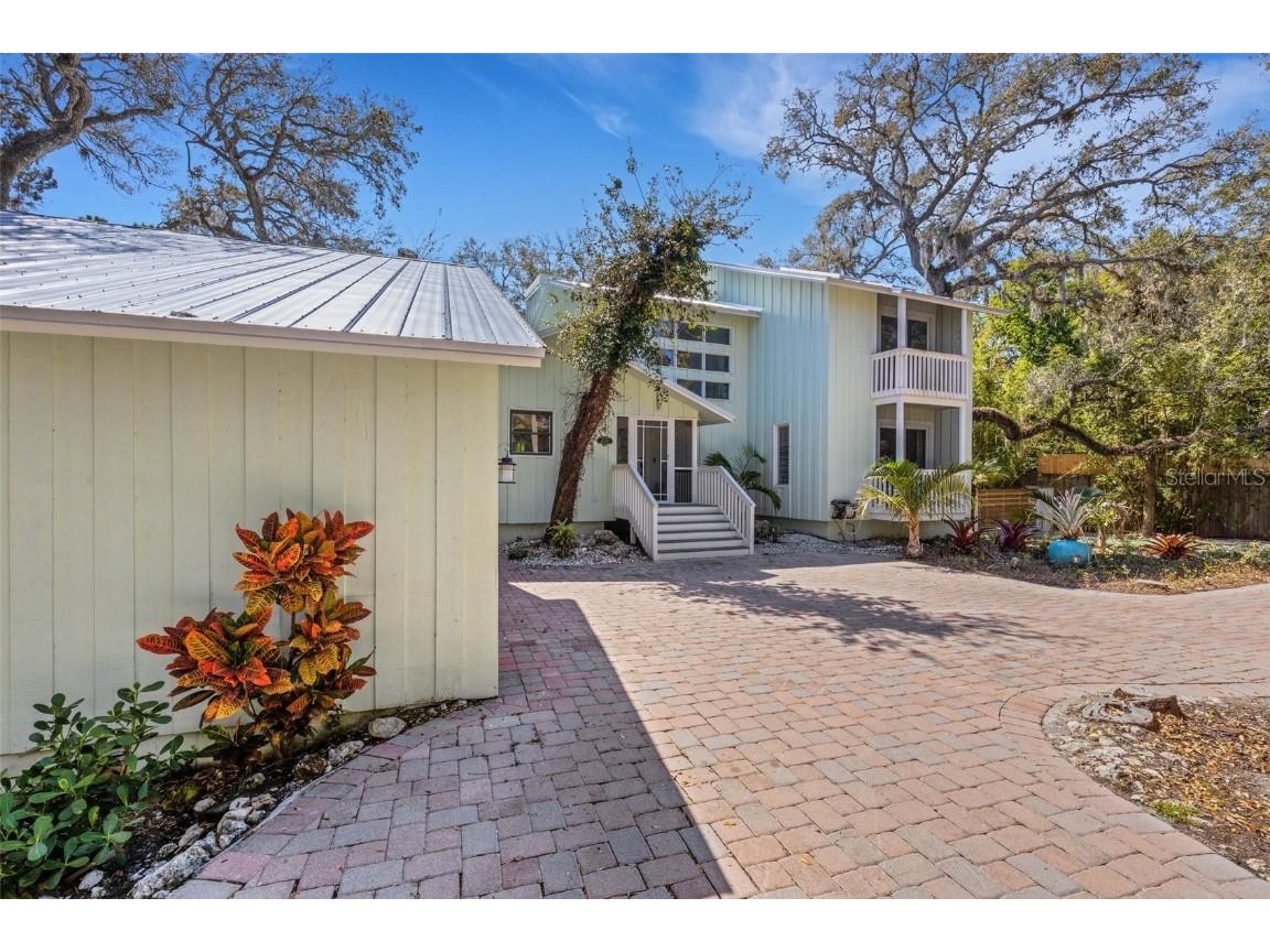 5310 Hidden Harbor Road Sarasota FL 34242 A4601425 image1